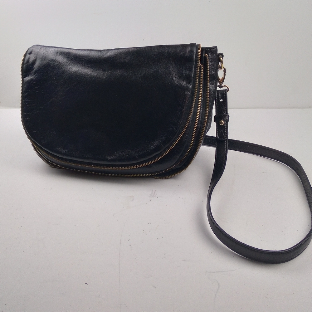 Badgley Mischka lngrid shine black leather Crossbody purse handbag